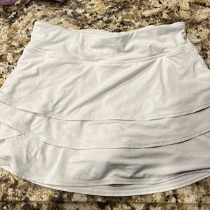 Athleta girls white skirt